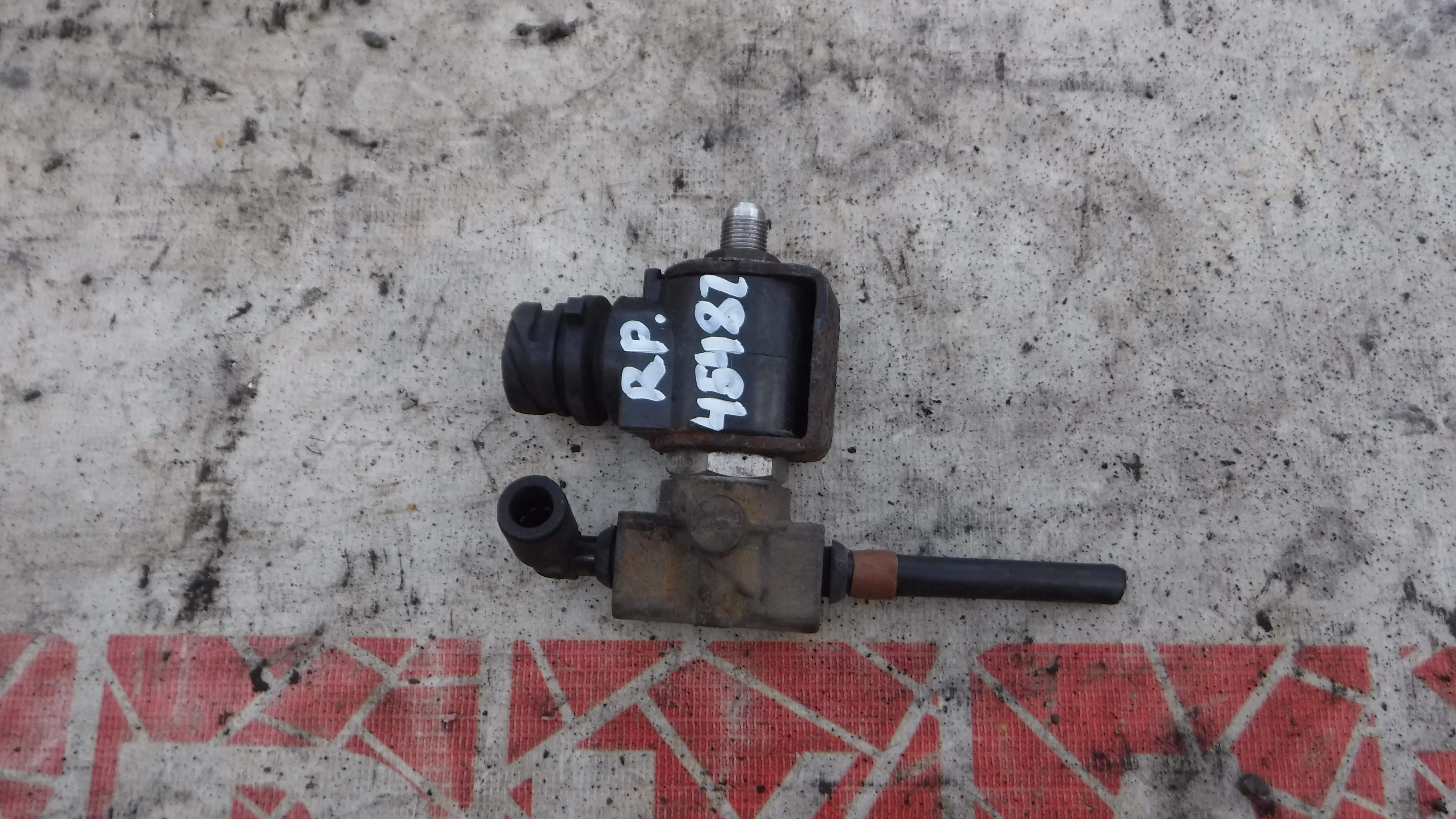 Электромагнитный клапан Соленоид Рено премиум Renault Premium DCI320 2005 5010508325